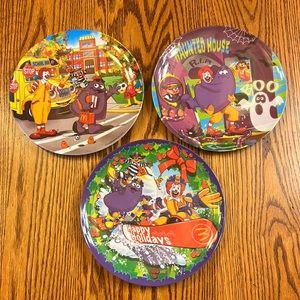 3 McDonald’s Melamine Colectors Plates - School time, Haunted House & Christmas